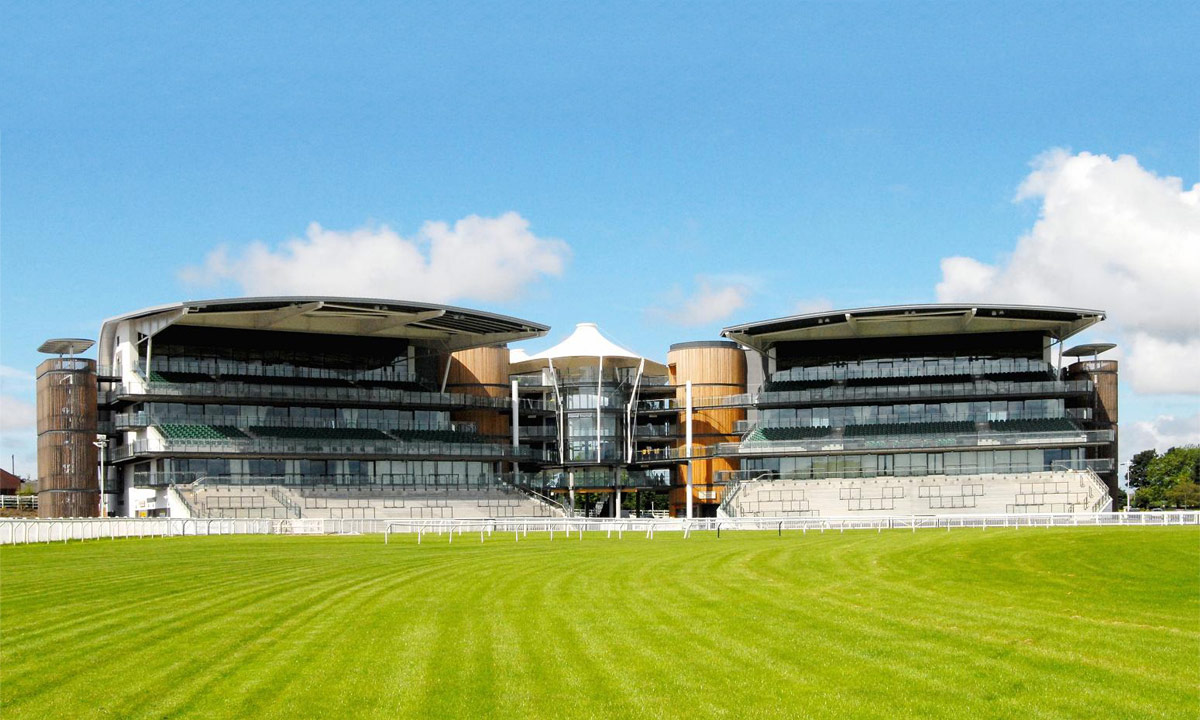 Aintree Festival Day 3 - Grand National Day