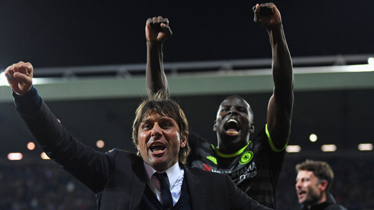 Antonio Conte leads Chelsea to a League title in his first season